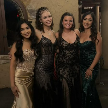 Yonna Jay with her friends in a party.